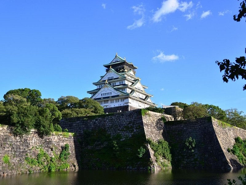Osaka Castle above its inner moat and stone walls